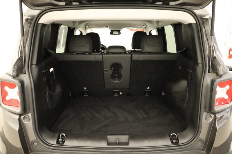 Used 2020 Jeep Renegade Limited image 37