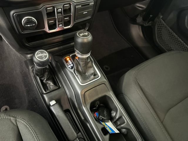 Used 2023 Jeep Wrangler Unlimited w/ Cold Weather Group image 20