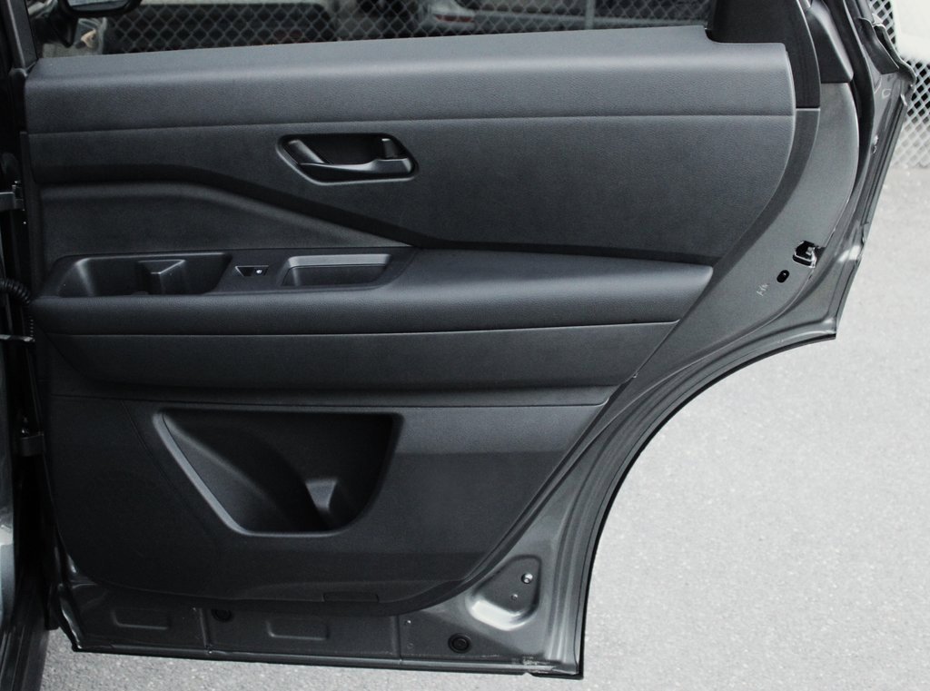 Certified 2024 Nissan Pathfinder S image 19