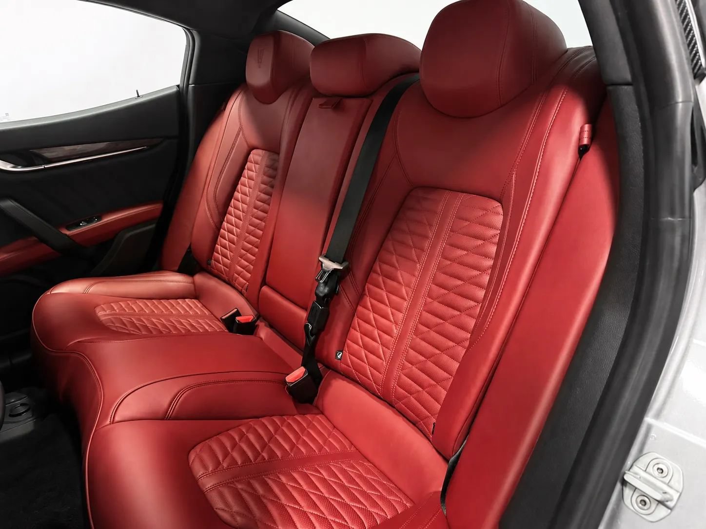 Used 2021 Maserati Ghibli Trofeo RWD image 16