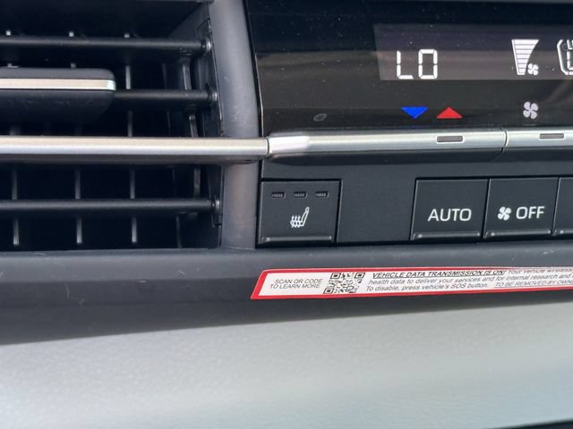 Used 2026 Toyota Sienna XLE FWD image 20