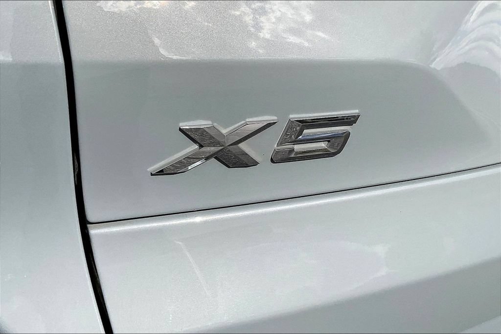 Used 2024 BMW X5 xDrive50e w/ M Sport Package AWD/4WD image 24