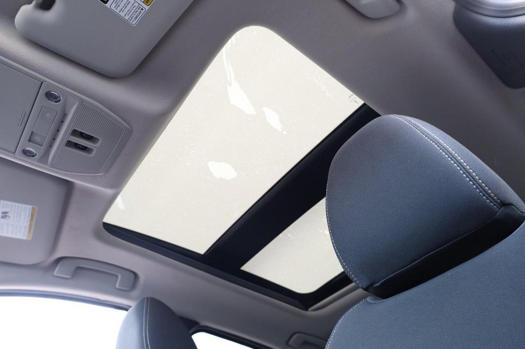 New 2026 Nissan Kicks SV w/ SV Premium Package image 8