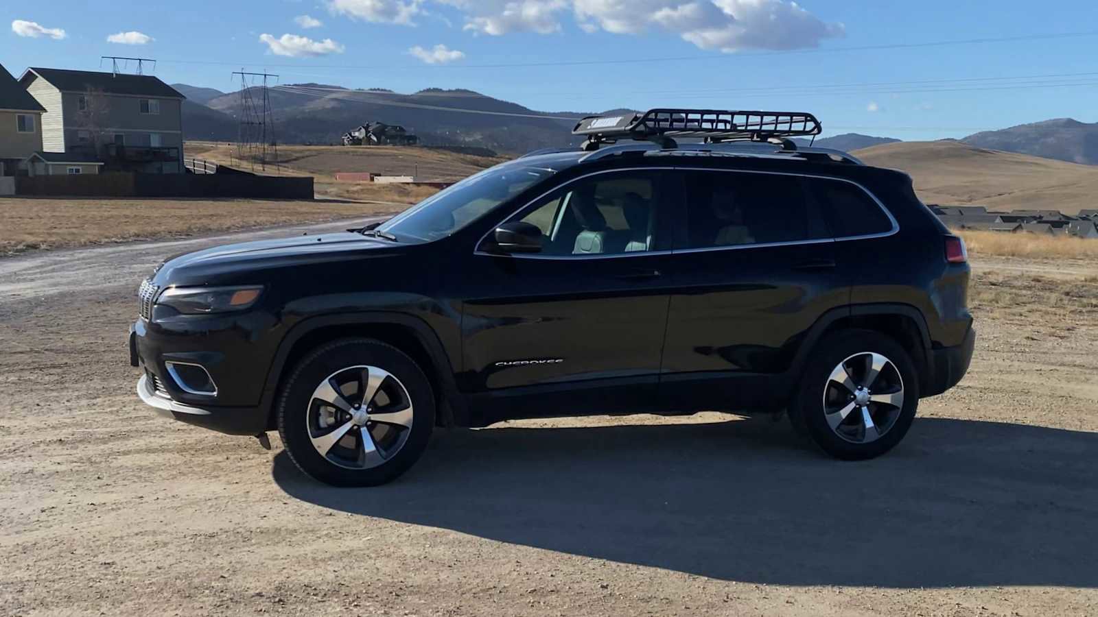 Used 2019 Jeep Cherokee Limited image 5