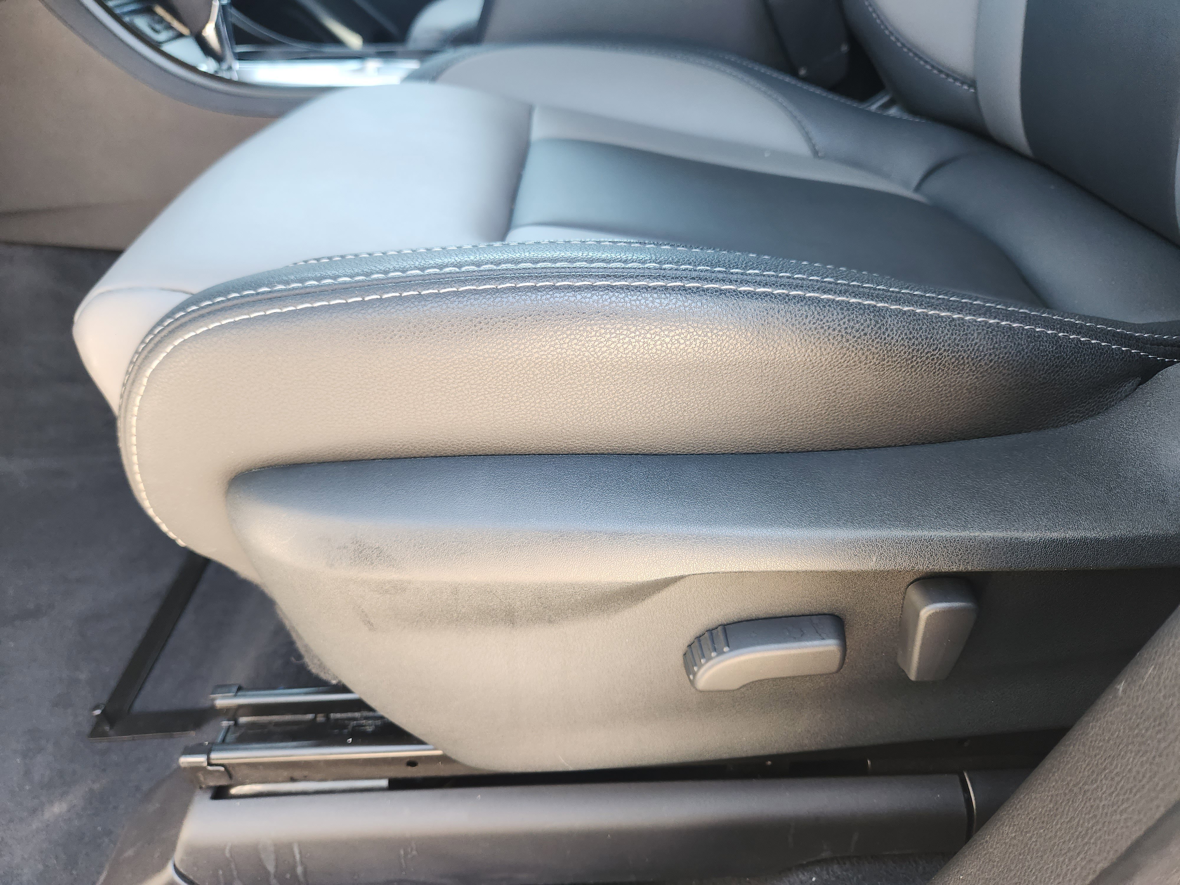 Used 2022 Subaru Ascent Onyx Edition image 24