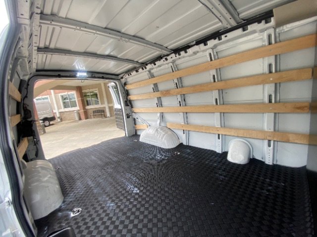 Used 2023 Chevrolet Express 2500 w/ Driver Convenience Package image 19