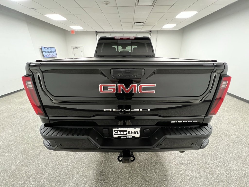 Used 2024 GMC Sierra 3500 Denali w/ Denali Reserve Package image 11