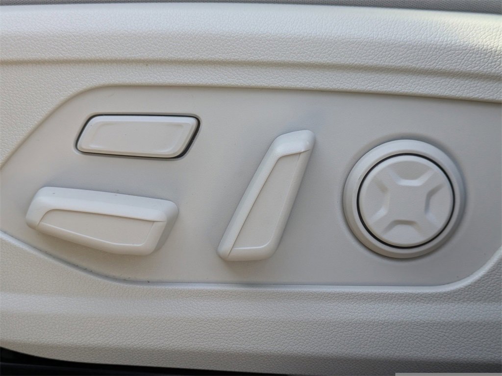 Used 2025 Kia Sorento SX Prestige image 22