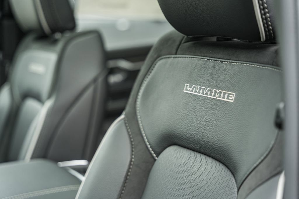 New 2026 RAM 1500 Laramie AWD/4WD image 43