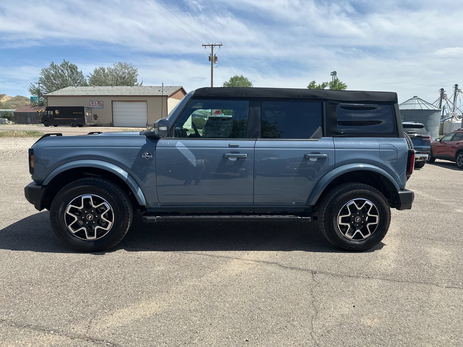 Used 2023 Ford Bronco Outer Banks AWD/4WD image 4