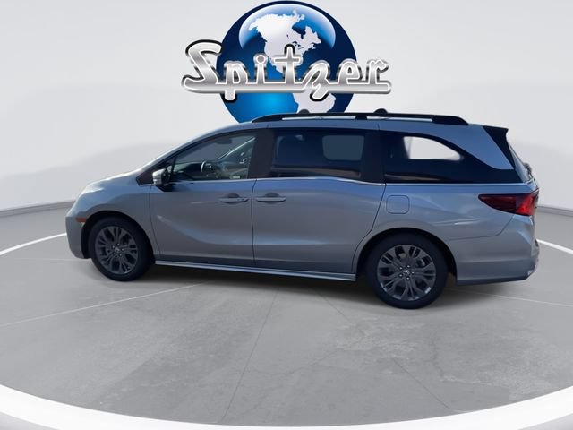 New 2026 Honda Odyssey Touring image 7