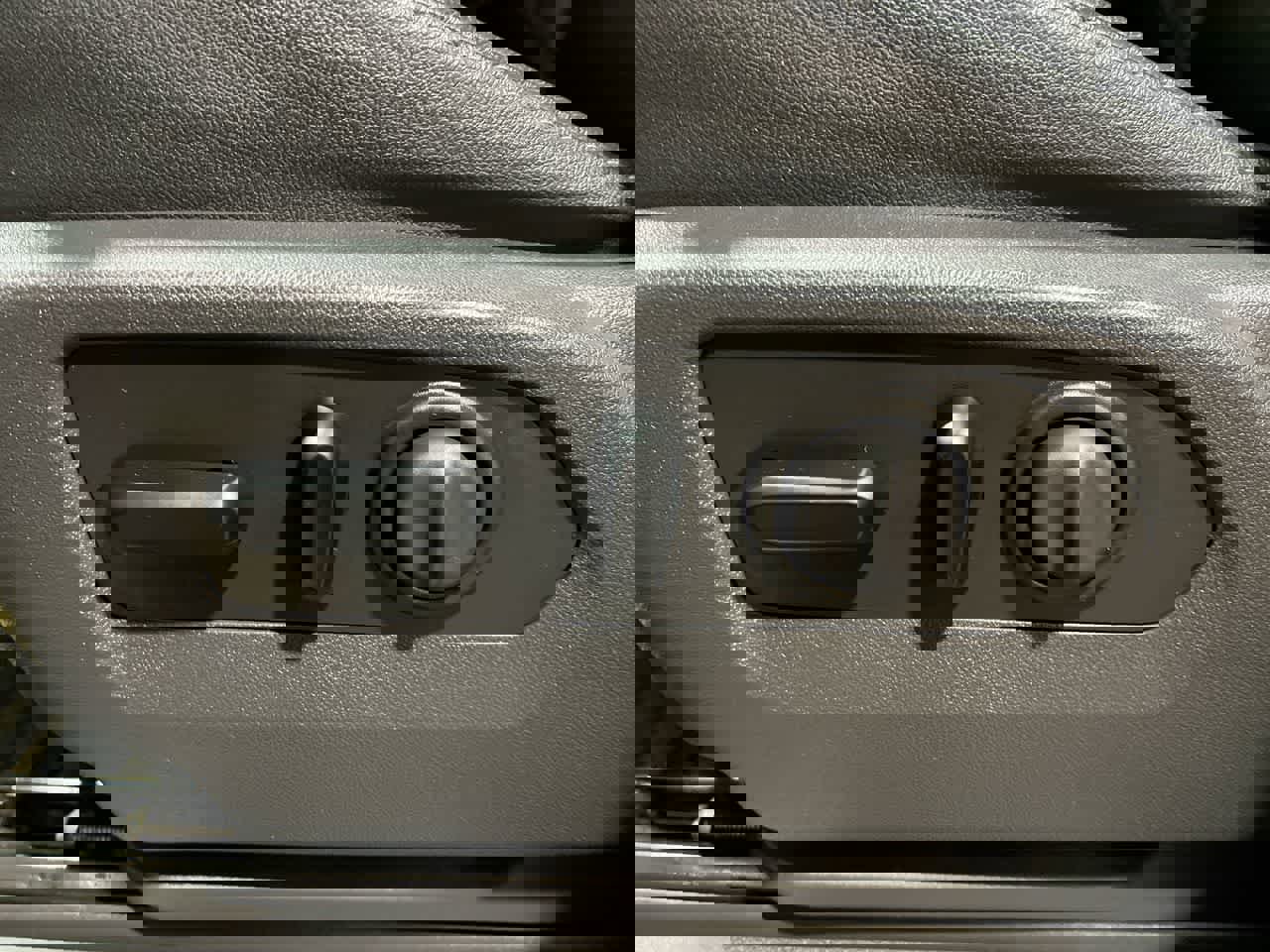 Used 2019 Chevrolet Silverado 1500 RST AWD/4WD image 13