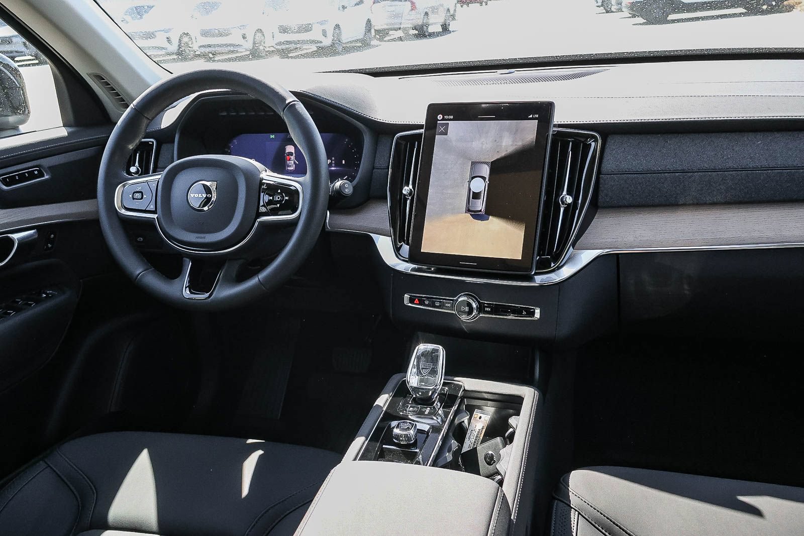 New 2026 Volvo XC90 B6 Plus w/ Protection Package AWD/4WD image 22