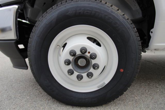 New 2025 Ford E-350 and Econoline 350 Super Duty w/ Driver's Safety Package image 15