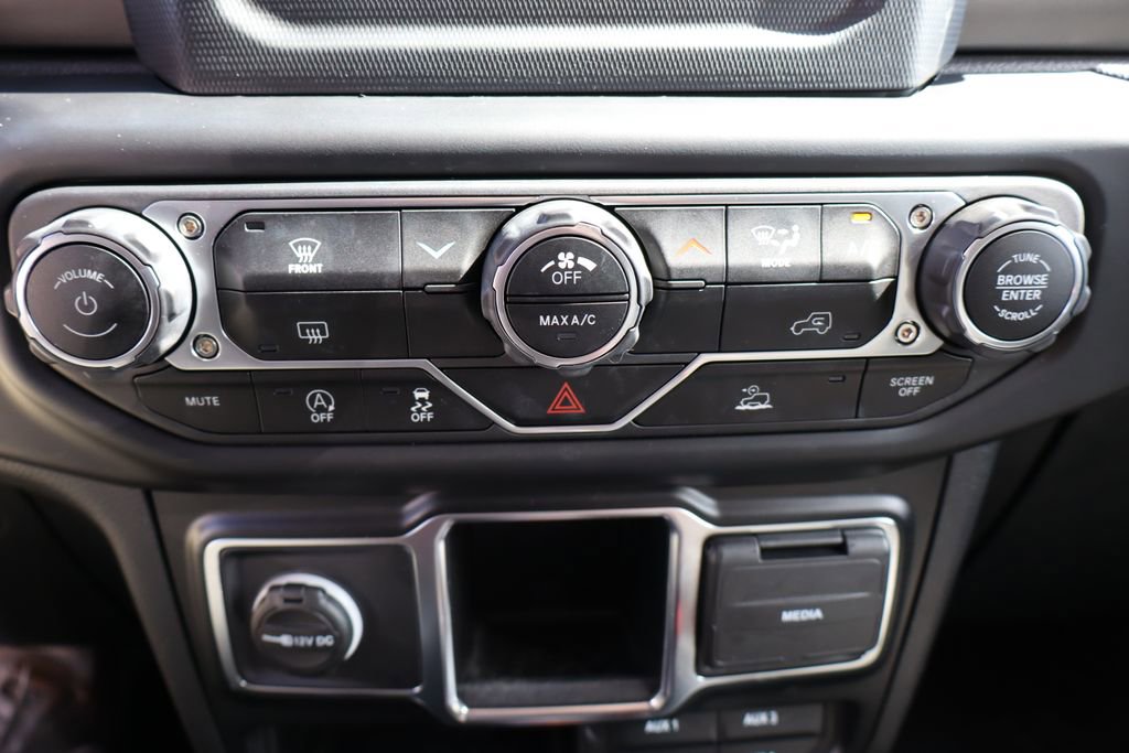 Used 2022 Jeep Wrangler Unlimited Sport image 24