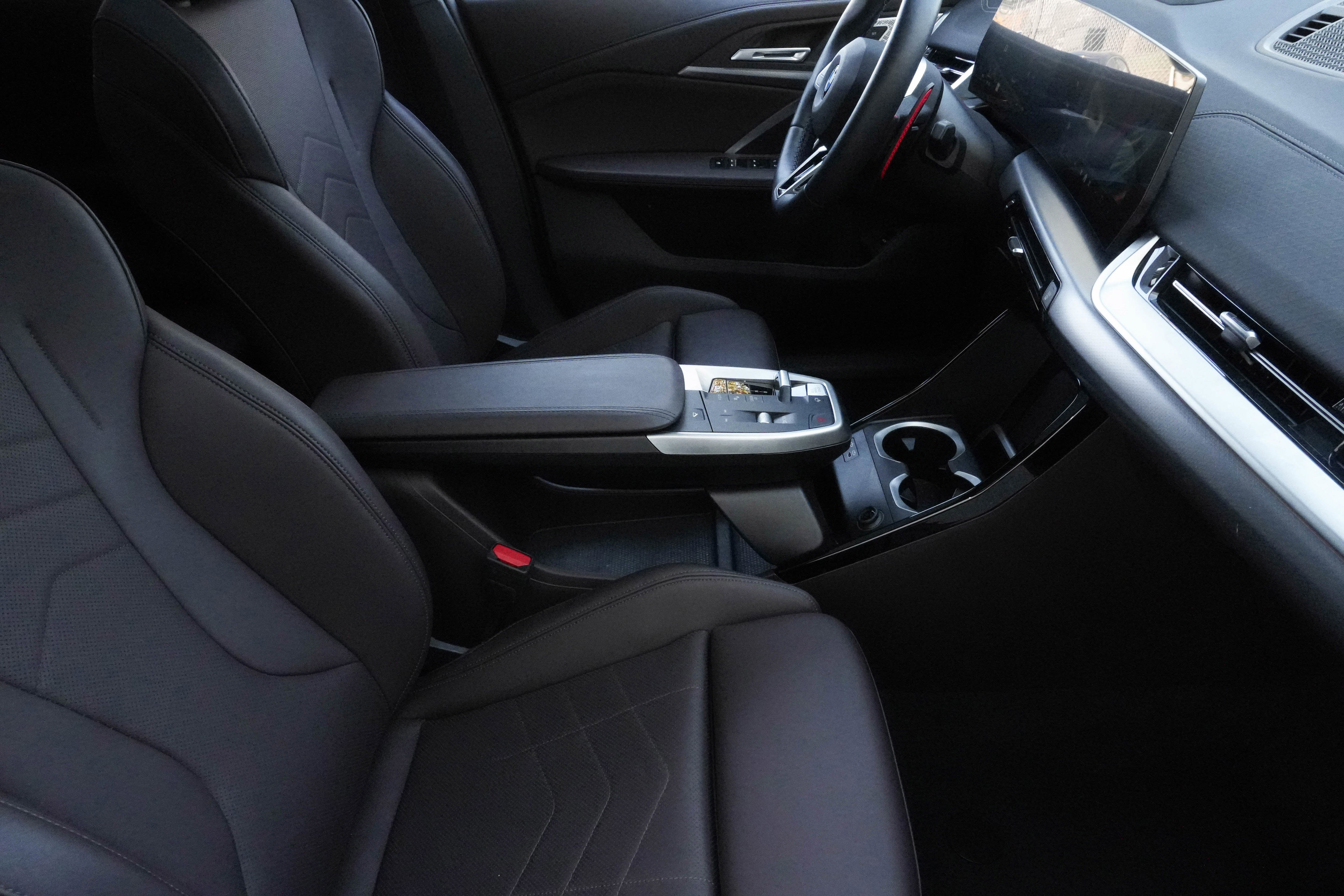 Certified 2025 BMW X2 M35i image 9