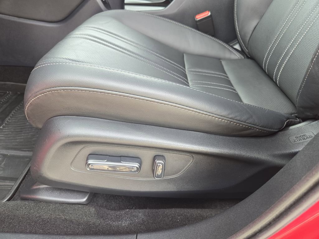 Used 2025 Honda HR-V EX-L image 25