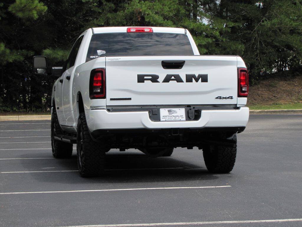 Used 2025 RAM 2500 Big Horn AWD/4WD image 11