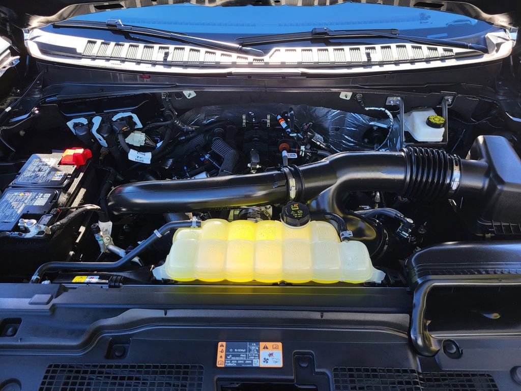 Used 2025 Ford Expedition Platinum w/ Driver's Package image 24