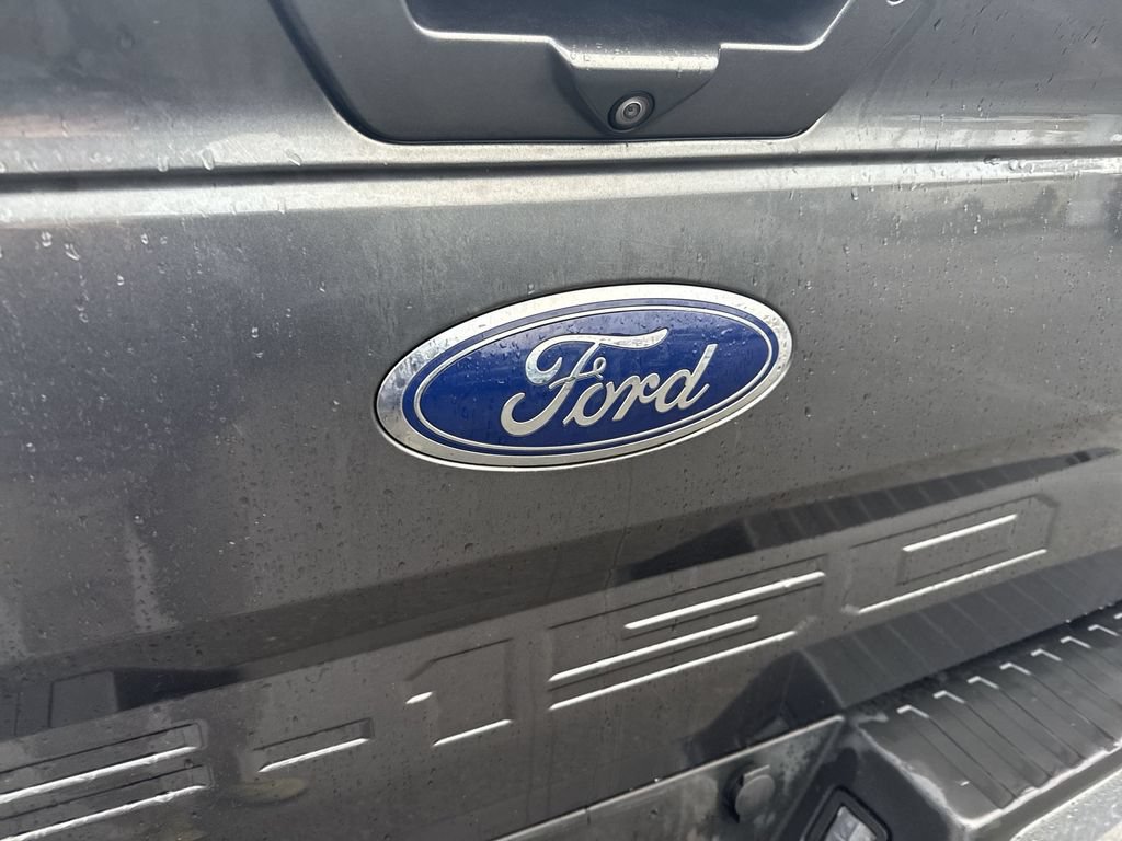 Used 2019 Ford F150 Lariat w/ Equipment Group 502A Luxury AWD/4WD image 6