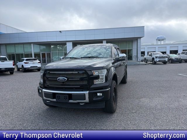 Used 2017 Ford F150 Platinum w/ Equipment Group 701A Luxury image 1