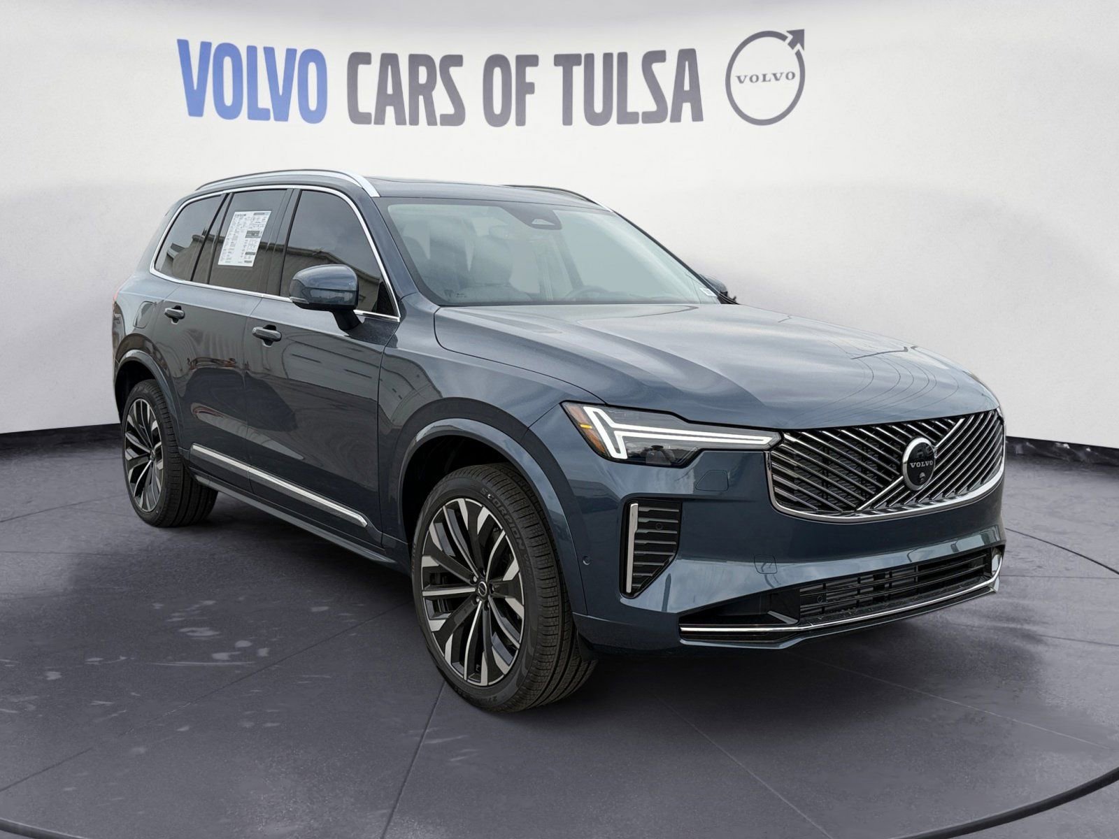 New 2026 Volvo XC90 T8 Ultra w/ Protection Package Premier image 7