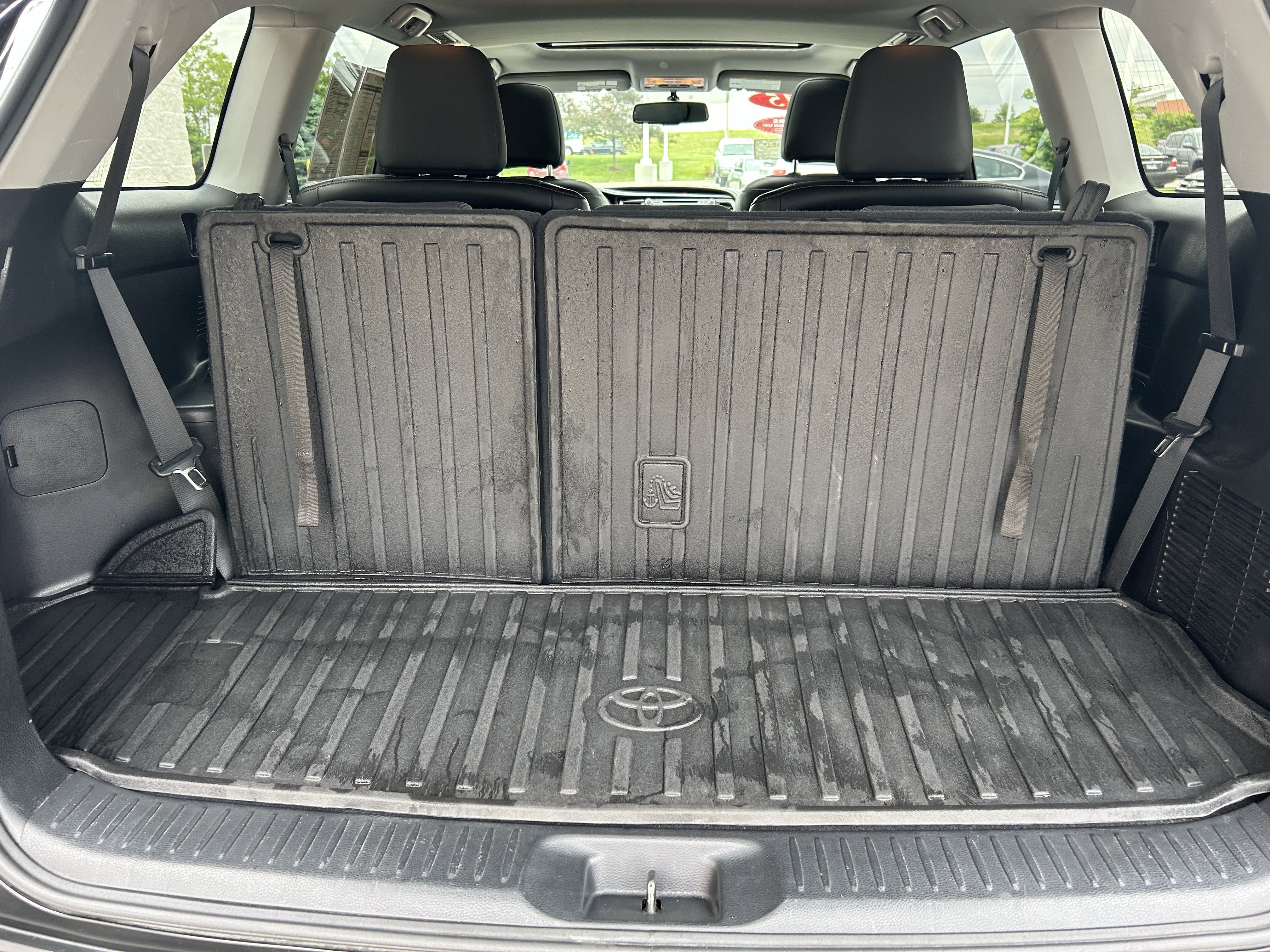 Used 2015 Toyota Highlander Limited AWD/4WD image 24