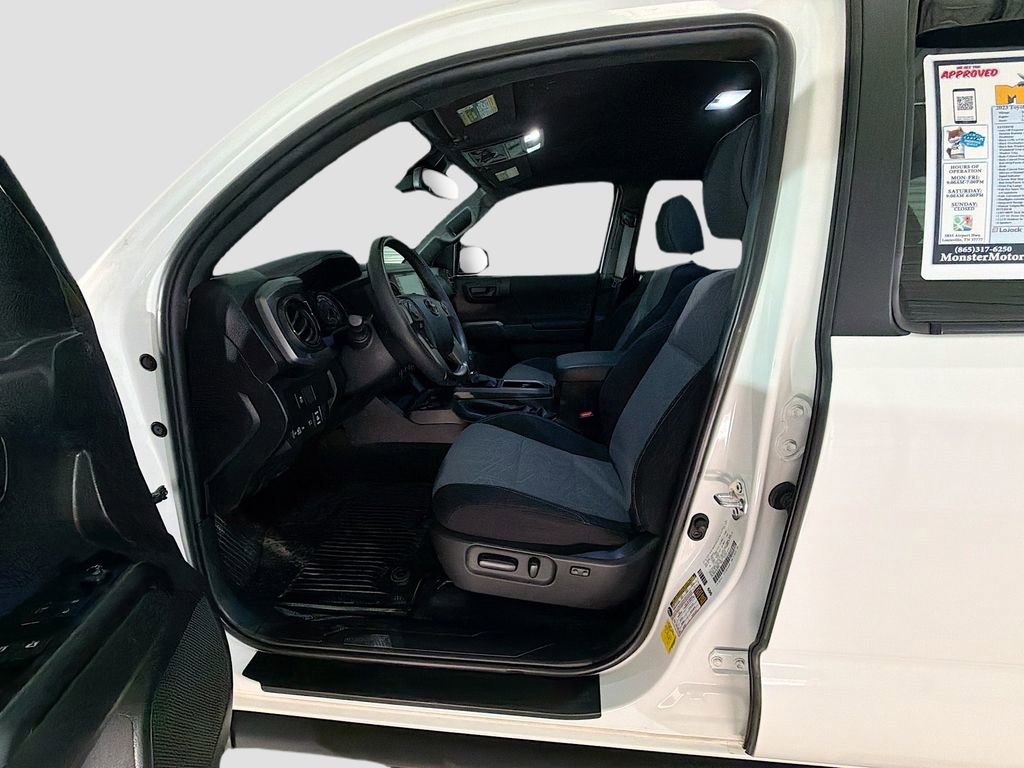 Used 2023 Toyota Tacoma TRD Off-Road w/ Technology Package image 21