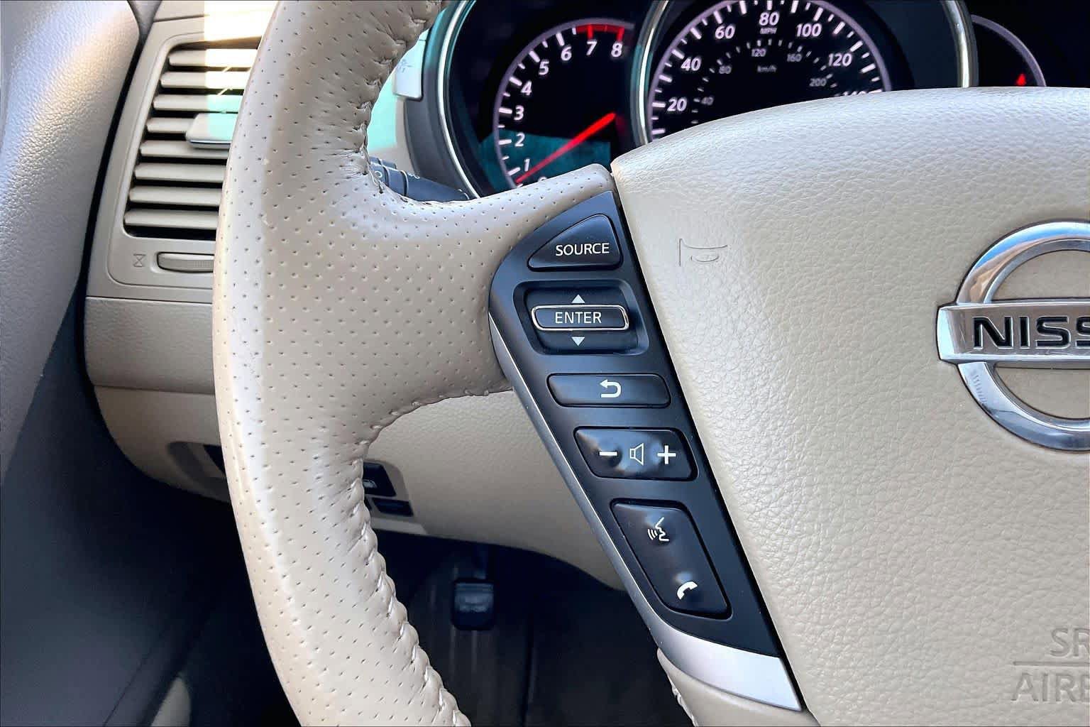 Used 2012 Nissan Murano LE w/ Platinum Pkg FWD image 23