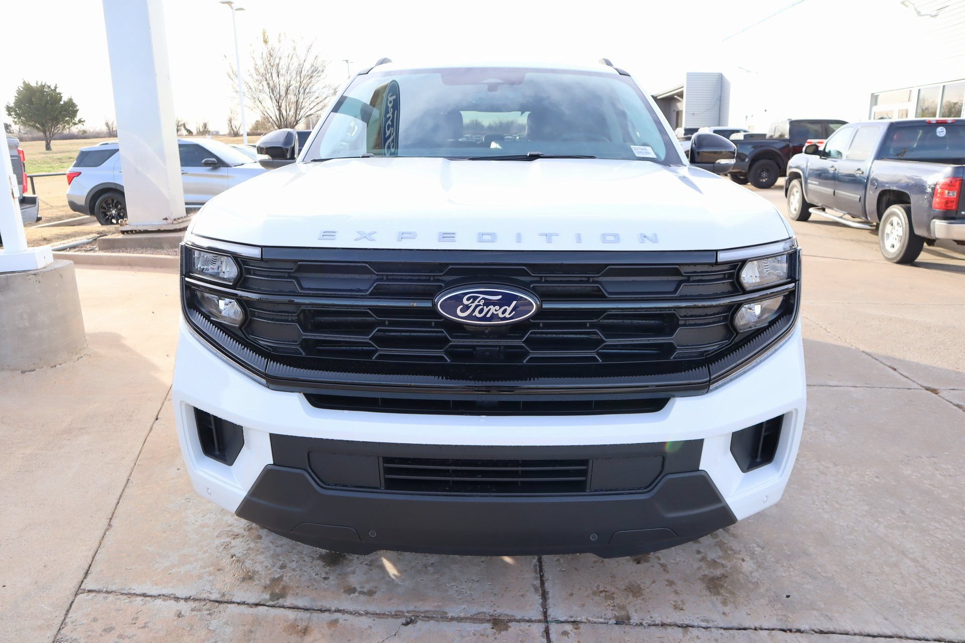 New 2025 Ford Expedition Active AWD/4WD image 12