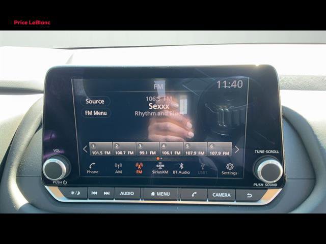 Used 2025 Nissan Rogue S image 20