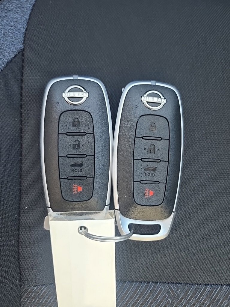 New 2025 Nissan Versa SV image 29