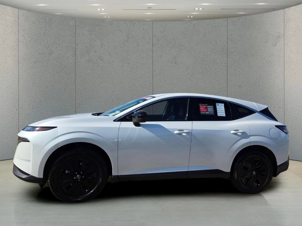 Used 2025 Nissan Murano SV AWD/4WD image 2