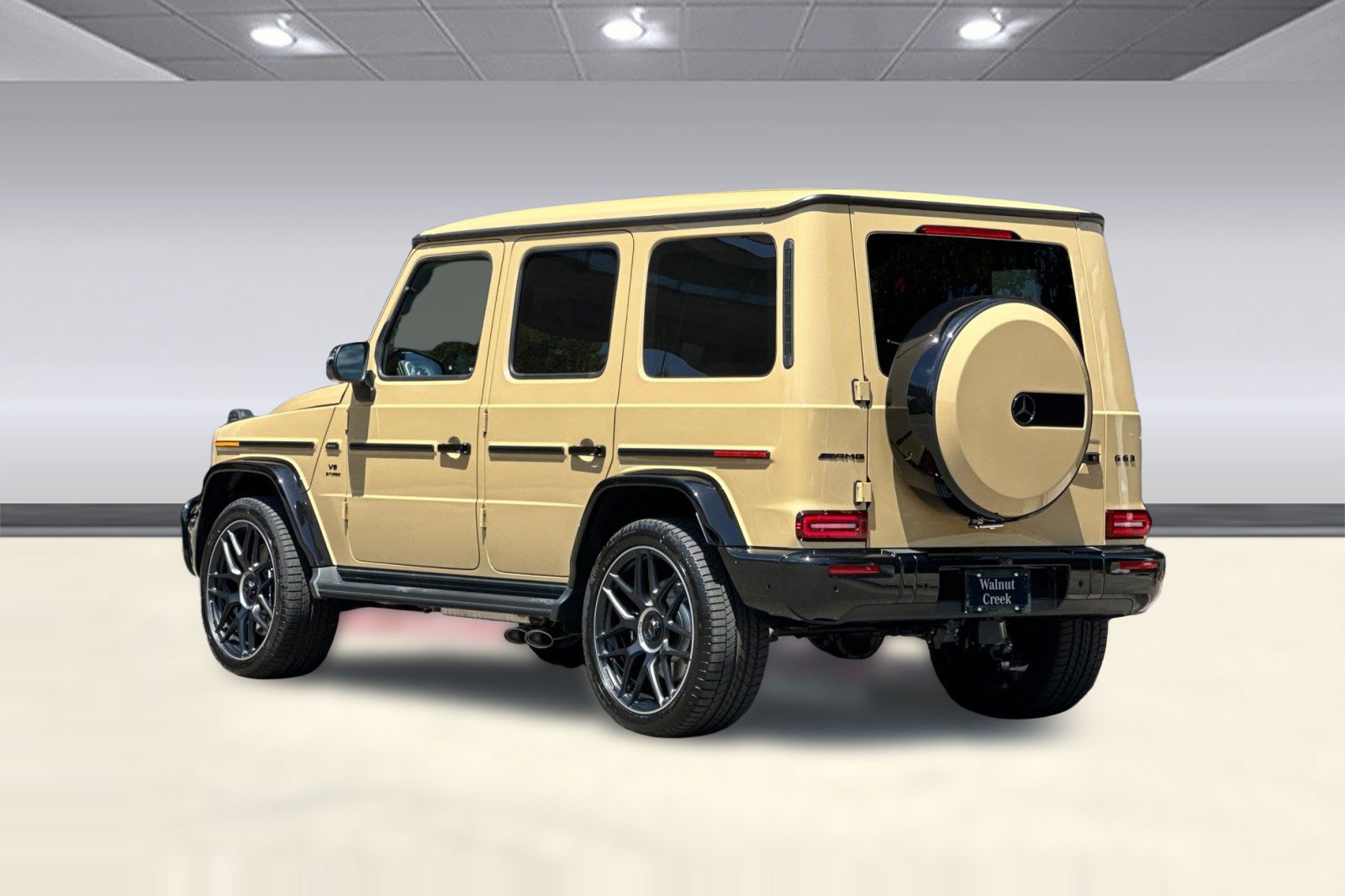 New 2027 Mercedes-Benz G 63 AMG 4MATIC image 3