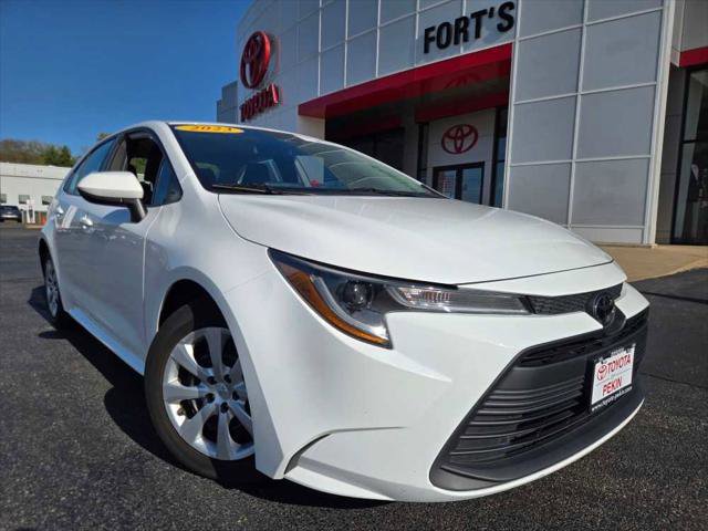 Certified 2023 Toyota Corolla LE image 1