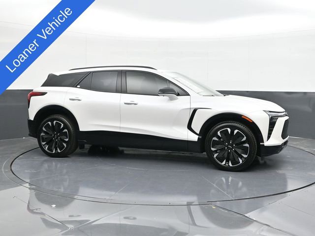New 2025 Chevrolet Blazer EV RS w/ Super Cruise Package AWD/4WD image 13