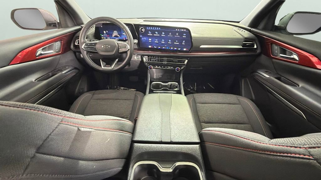 Used 2024 Chevrolet Traverse Z71 AWD/4WD image 35