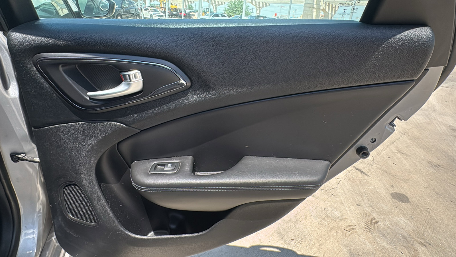Used 2015 Chrysler 200 S FWD image 20