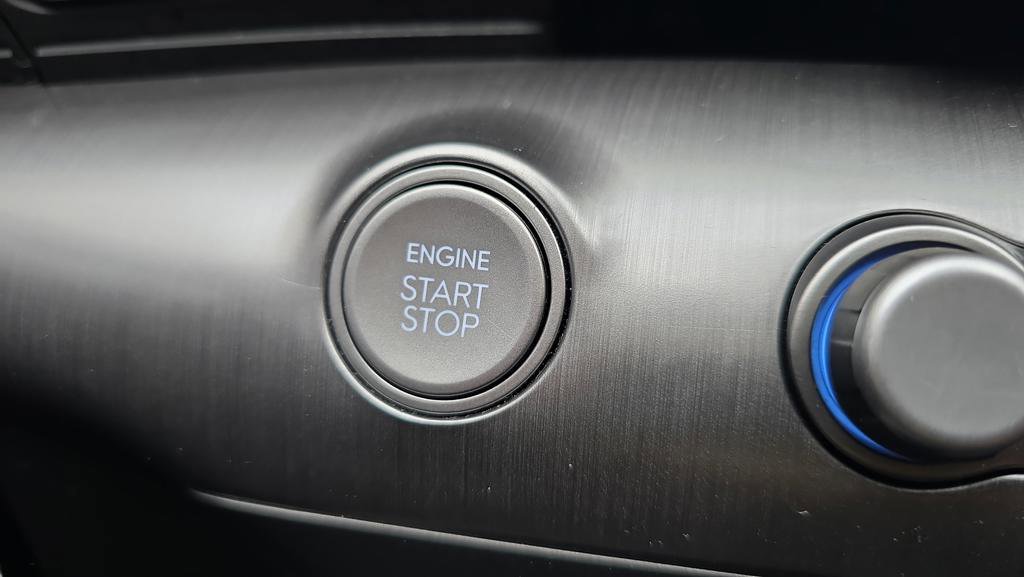 Certified 2024 Hyundai Kona SEL w/ Convenience Package image 16