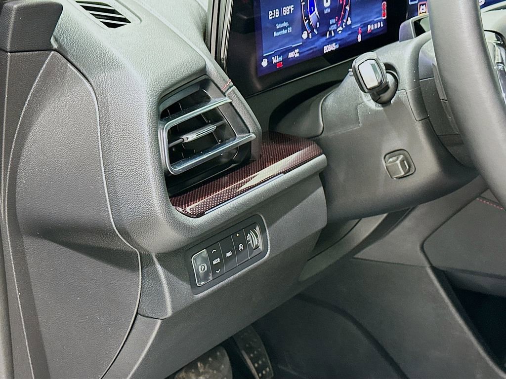 Used 2024 Chevrolet Traverse RS AWD/4WD image 10