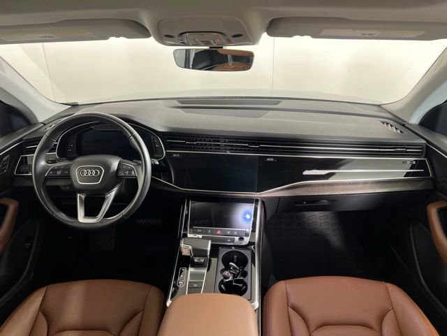 Used 2020 Audi Q8 Premium Plus AWD/4WD image 17