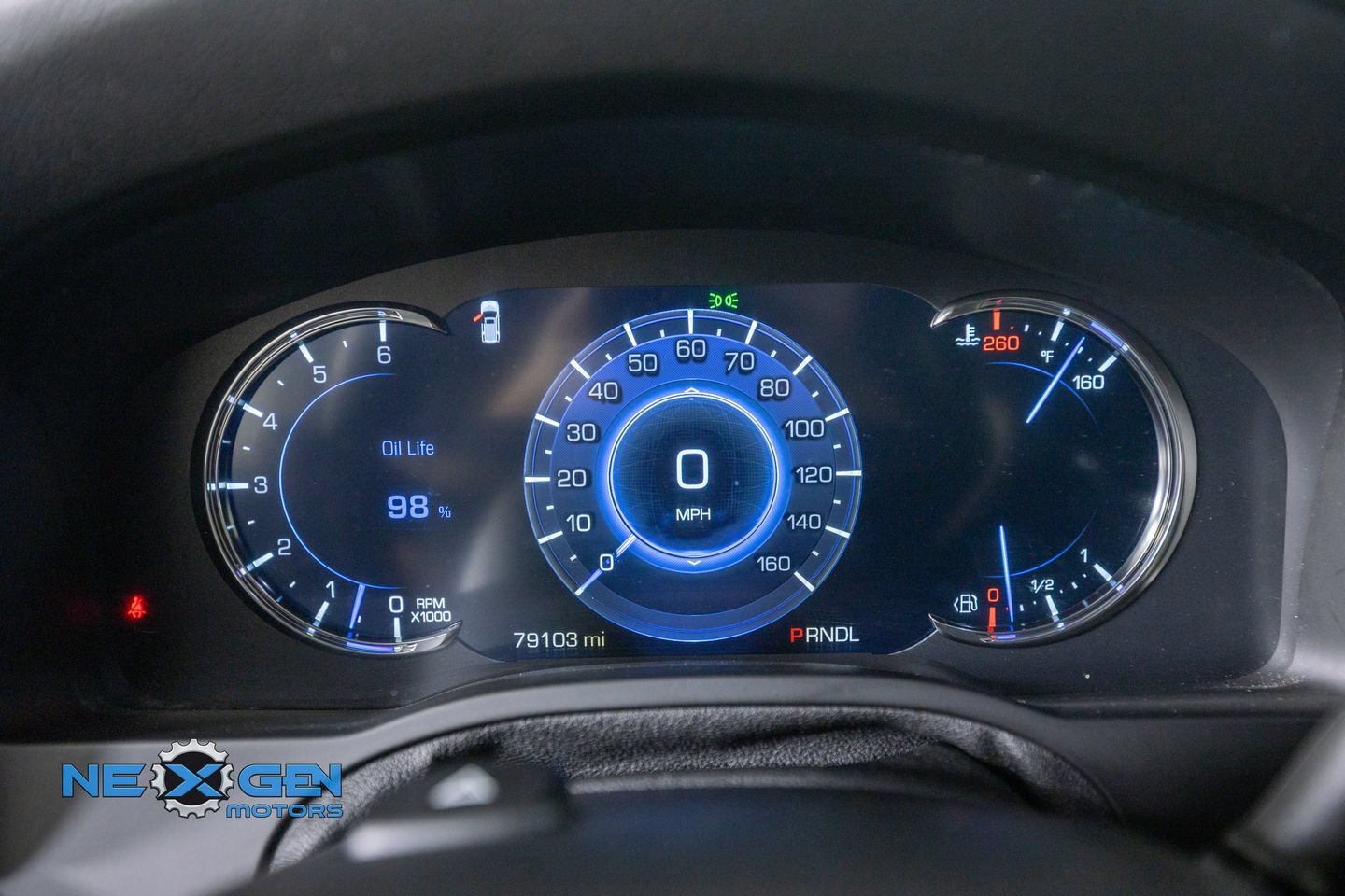 Used 2017 Cadillac Escalade Luxury AWD/4WD image 17
