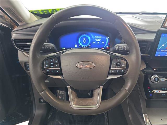 Certified 2023 Ford Explorer Platinum image 12