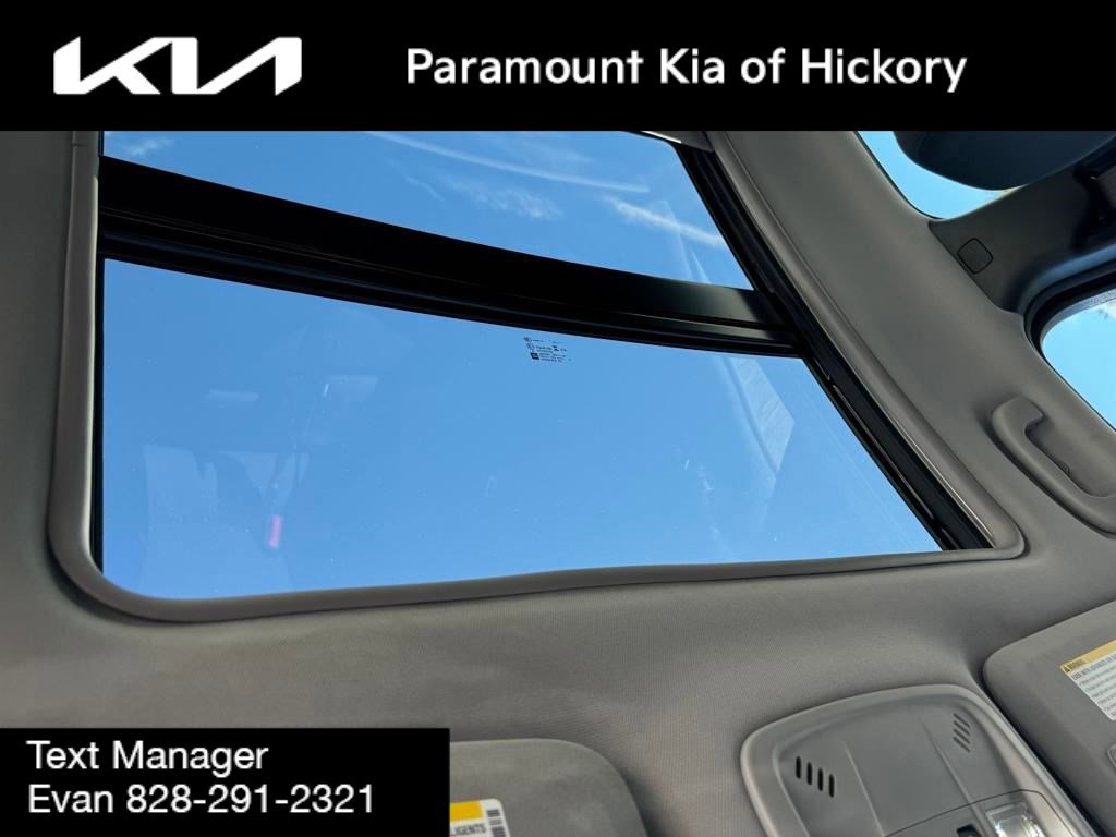 Used 2024 Chevrolet Malibu LT image 14