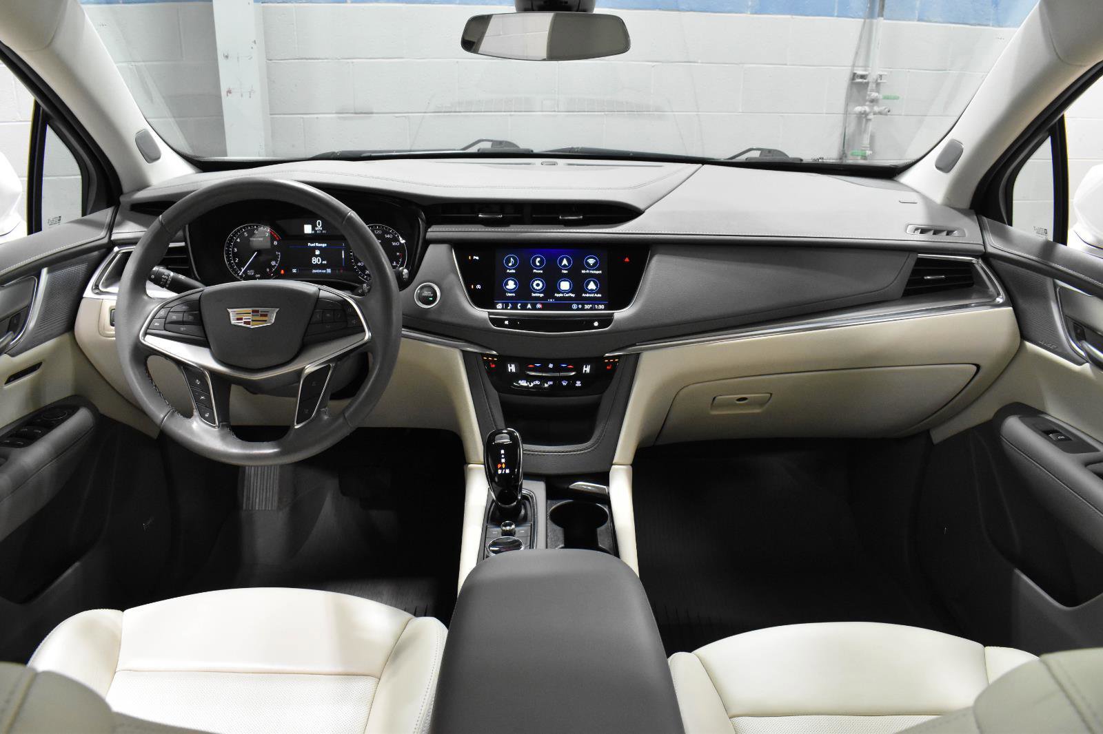 Used 2023 Cadillac XT5 Premium Luxury w/ LPO, Floor Liner Package image 6