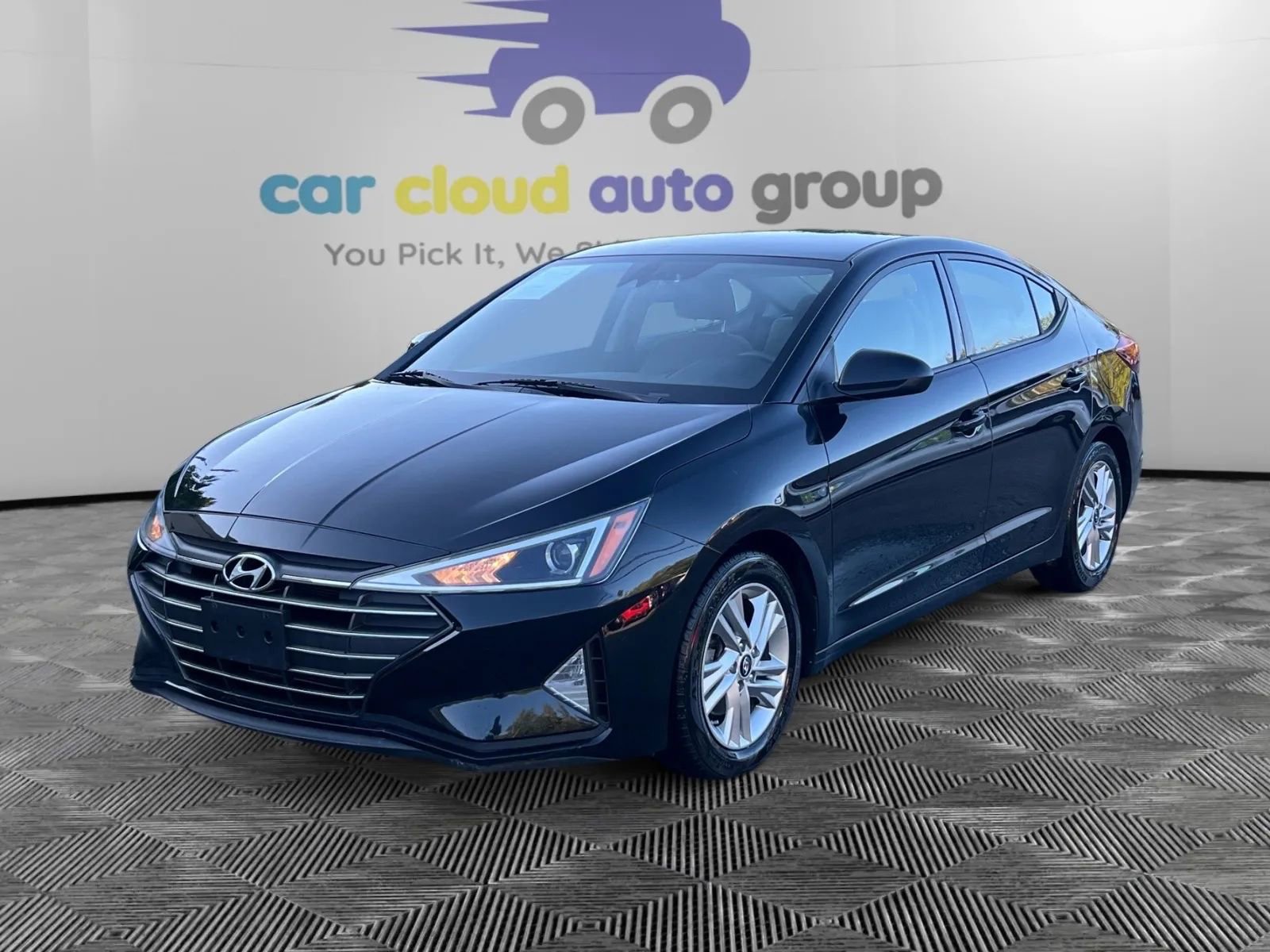Used 2020 Hyundai Elantra SEL image 1