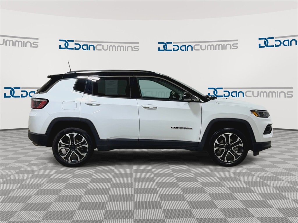 Used 2022 Jeep Compass Limited image 9