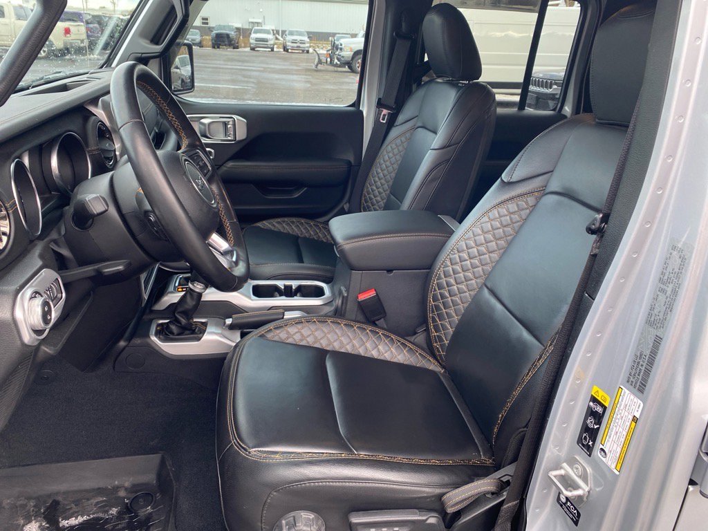 Used 2022 Jeep Gladiator Overland image 11