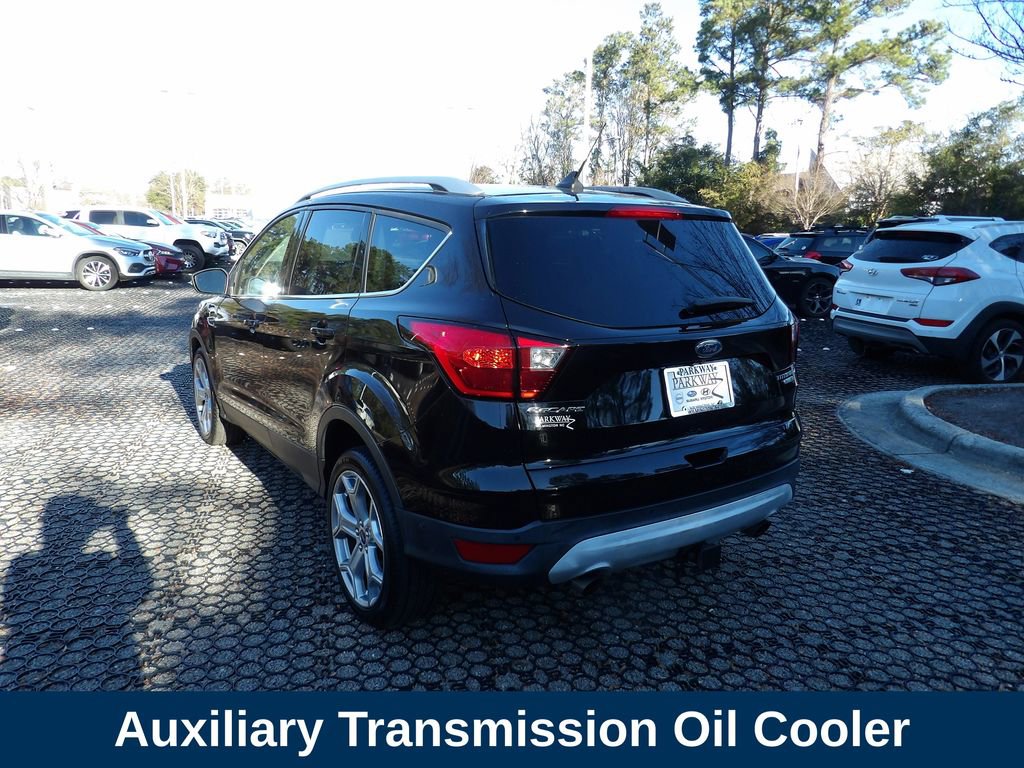 Used 2019 Ford Escape Titanium image 8