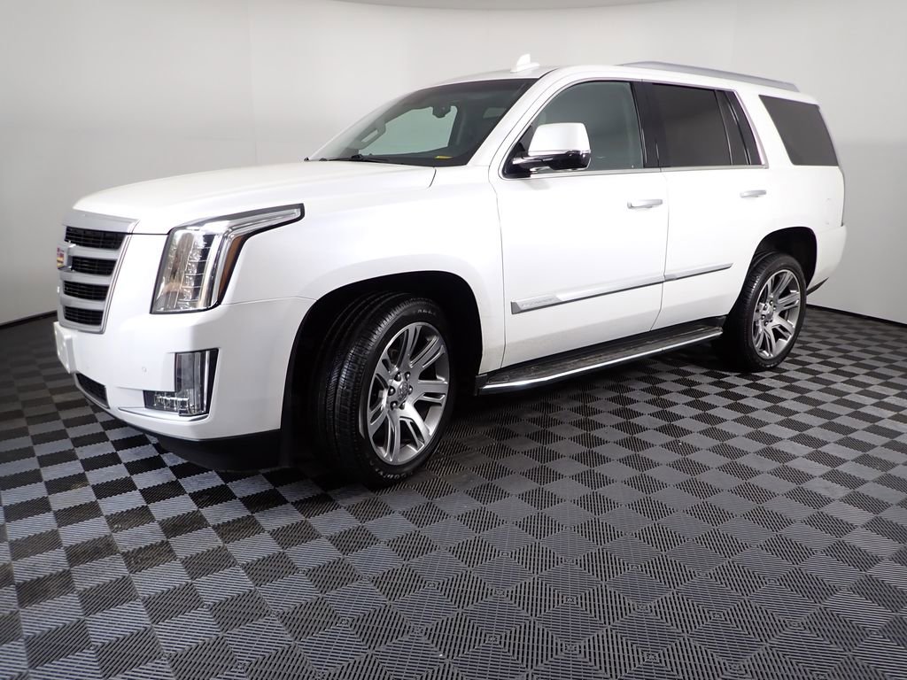 Used 2016 Cadillac Escalade Luxury image 13